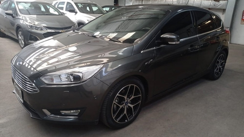 Imagen 10 de 15 de Ford Focus 5p Titanium Mt 2016 Contado Forestcar Balbin #5