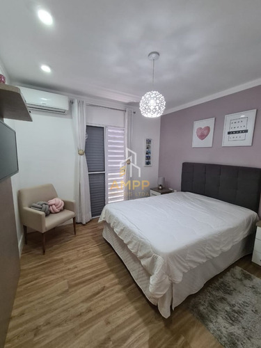 Imagem 5 de 12 de Casas - Residencial - 1572