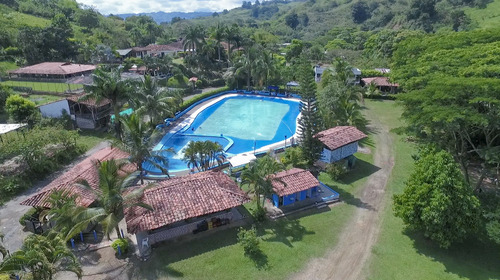 Se Vende Balneario - Hotel En  Piedras De Moler - Valle Del Cauca