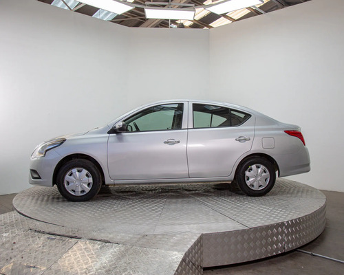 Nissan Versa 1.6 Sense Mt Versa