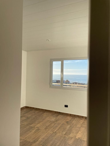 Imagen 12 de 17 de Oportunidad! 4 Ambientes De Excelente Nivel Vista Al Mar.