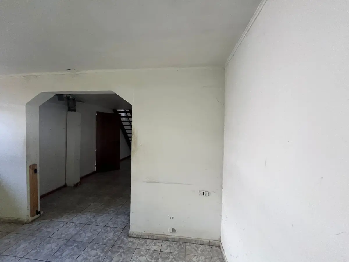 Imagen 2 de 10 de Se Vende Amplia Casa En Copiapo