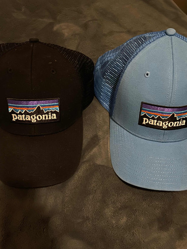 Par De Gorras Patagonia The North Face Columbia Arcteryx