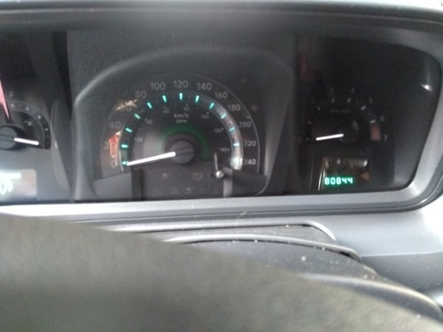 Imagen 8 de 15 de Dodge Journey 2011 2.4 Sxt Atx (2 Filas)