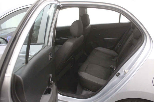 Imagen 12 de 15 de Hyundai Grand I10 2019 4p Gl Mid L4/1.2 Premium Man