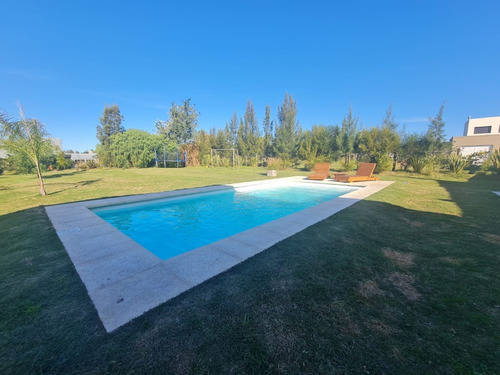 Imagen 21 de 21 de Alquiler De Hermosa Casa De 3 Dormitorios Y Piscina En Colinas De Carrasco