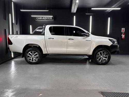 Toyota Hilux 2.8 Tdi 4x4 Dc Srx L16