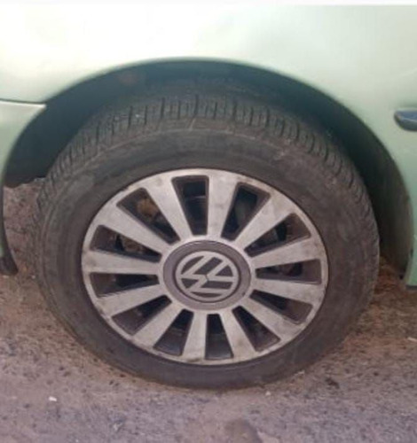 Imagem 1 de 8 de Volkswagen Gol 1996 1.6 3p Gasolina