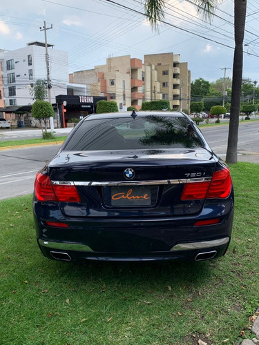 Imagen 10 de 10 de Bmw 750 I 2012 Azul Marino