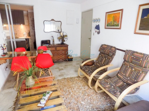 Apartamento En Peninsula, 1 Dormitorios *- Ref: 2789