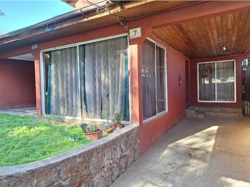 Vende Casa Casa Familiar 4d Y 2b, En Los Andes
