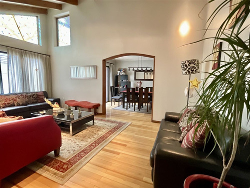 Casa En Venta Sin Comisión De 7 Dorm. En Las Condes