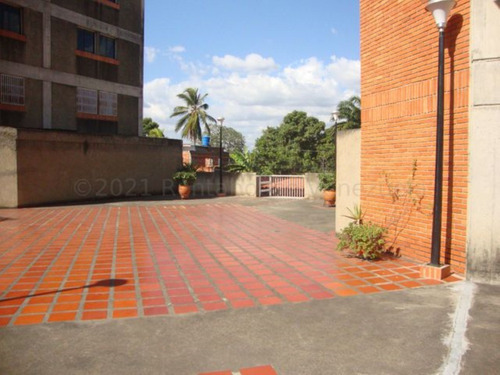 Milagros Inmuebles Apartamento Venta Cabudare Lara Av Intercomunal Barquisimeto Acarigua Economica Residencial Economico Código Inmobiliaria Rent-a-house 25-5593
