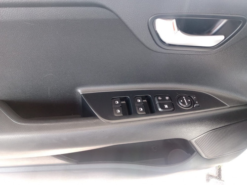 Imagen 13 de 14 de Kia Rio 2020 1.6 Sedan Ex At