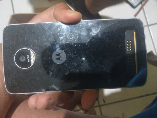 Moto Z Play (Usado)