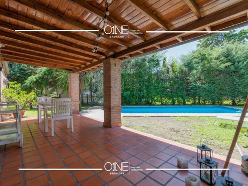Imagen 19 de 26 de Casa En Espectacular Lote Doble En Esquina !!