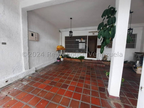 Casa De Doble Propósito. Está En Los Palos Grande