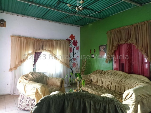 Mepm. Casa En Venta Los Colorados 25-16023