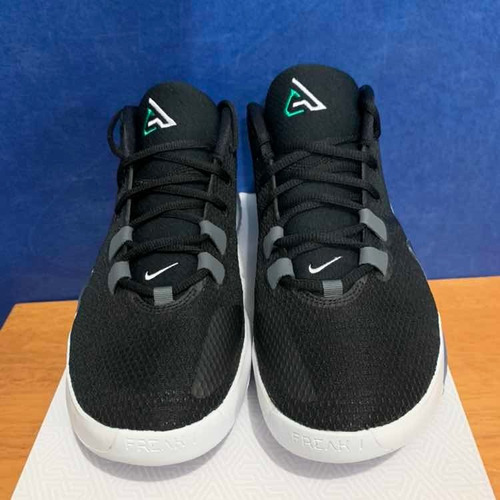 tenis nike antetokounmpo