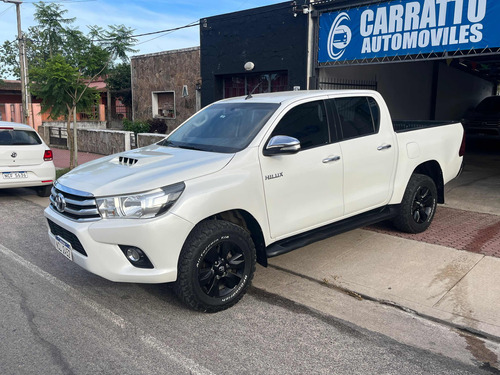 Toyota Hilux 3.0 Srv 4x4