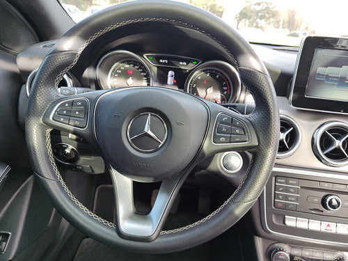 Mercedes-Benz Clase GLA 1.6 Gla200 Urban 156cv