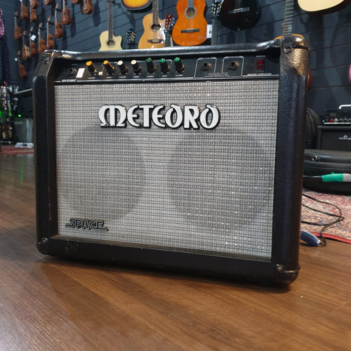 Amplificador Combo Para Guitarra Meteoro Space Usado