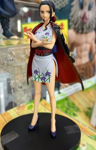 Action Figures One Piece 6 Personagens Excelente qualidade!