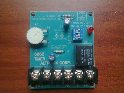 Temporizador De 12 Voltios Vdc Altronix (preguntar)