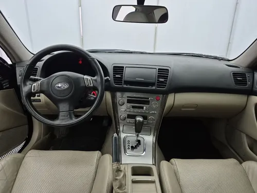 Subaru Legacy 3.0 R AWD AT