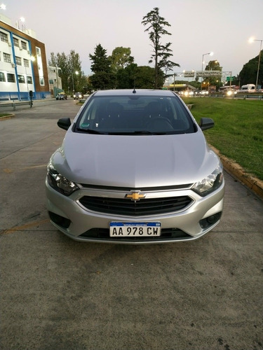 Imagen 11 de 12 de Chevrolet Onix 1.4 Lt 98cv 2017