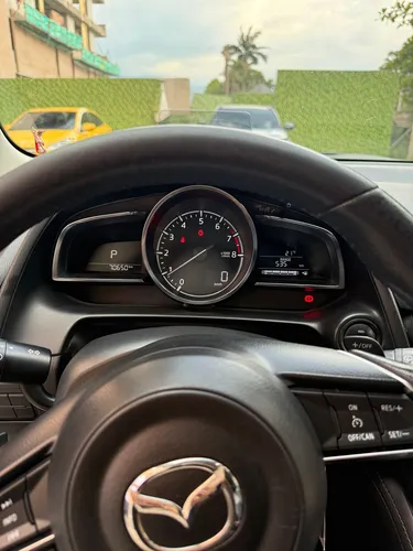 Mazda 2 Grand Touring LX