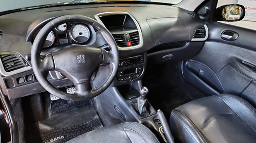 Peugeot 207 1.6 Xt