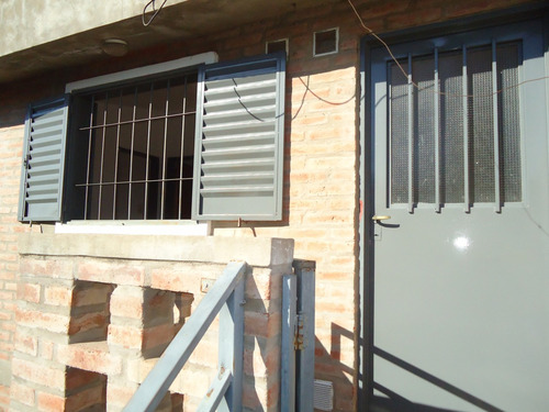 Villa Adela, Departamento Interno.-