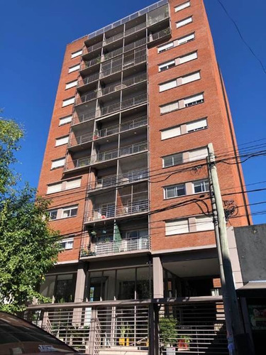 Imagen 1 de 14 de Departamento En Venta En Moron Sur