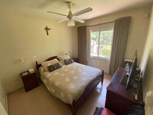 Casa Con 3 Habitaciones Y 2 Baños