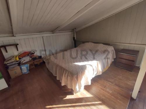 Venta De Casa 2 Ambientes En Punta Lara, Ensenada.