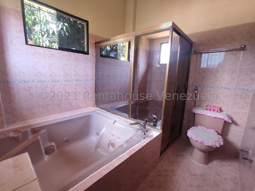 Imagen 13 de 30 de Casa En Venta En La Rotaria Oeste De Barquisimeto Lara 0.4.2.4.5.9.3.7.5.4.2 Rent-a-house Centro Occidente Mls Código: 22-9686