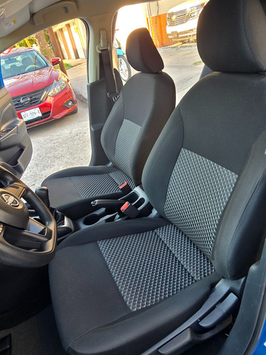 Nissan Versa 1.6 Sense Mt