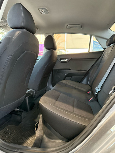 Kia Rio 1.6 Lx Sedan Mt