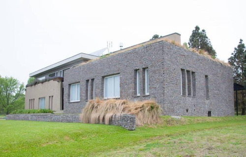 Imagen 2 de 9 de Casa En Pilará Barrio La Volanta - Mallmann Propiedades