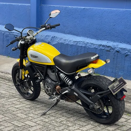 Ducati Scrambler 800 Icon