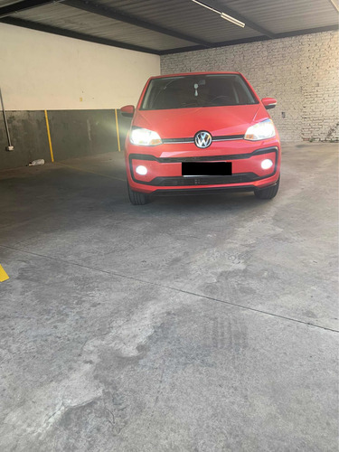 Volkswagen Up! 2017 1.0 High Up! 75cv I-motion 5 P