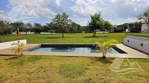 Casa En Venta En Lagos Del Sol Cancun