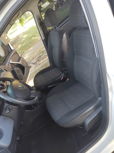 Renault Logan 2015 1.6 Expression