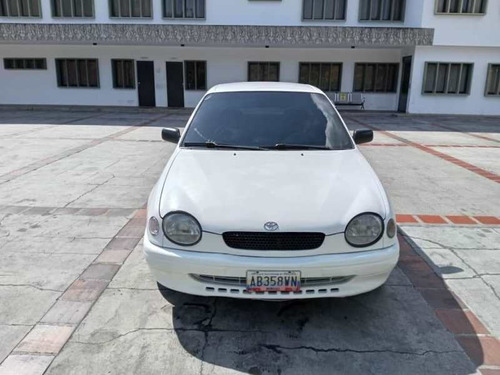 Imagen 3 de 10 de Toyota Corolla