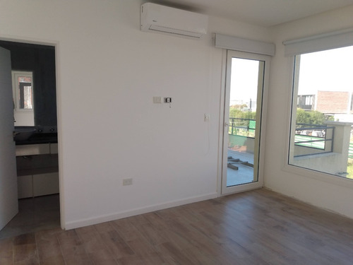 Imagen 26 de 28 de Venta Casa Con Pileta En Araucarias