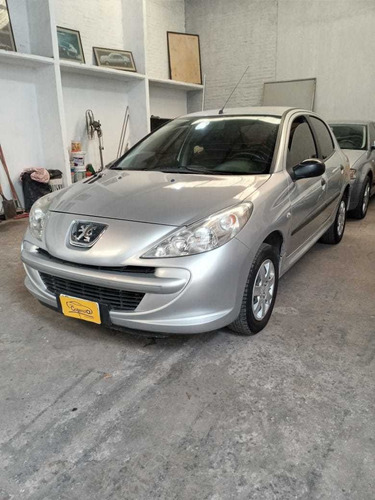 Peugeot 207 1.4 Active 75cv 2013
