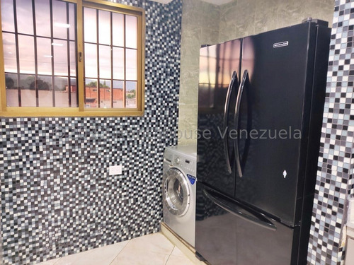 Imagen 28 de 30 de $$ Ajlópez $$ Apartamento En Venta Centro Barquisimeto Lara, $$. Aj $$ 04245257450 Cód. Rah $ Codigo 23-10632 $ 28000 83 M²