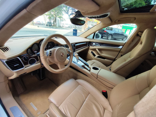 Porsche Panamera 4.8 V8 Turbo Gasolina 4p Automático