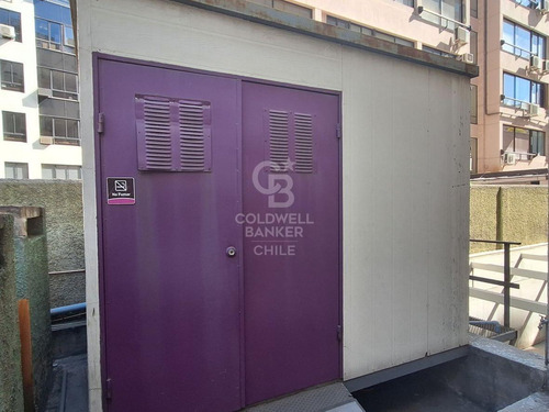 Oficina Con Excelente Ubicación Y Conectividad